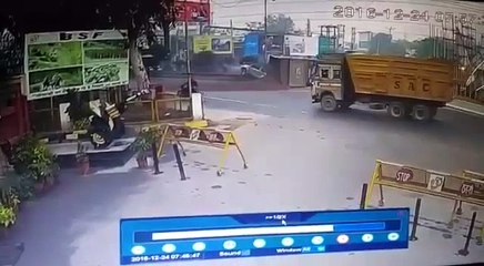 Jalandhar BSF Chowk Truck Accident CcTv Footage