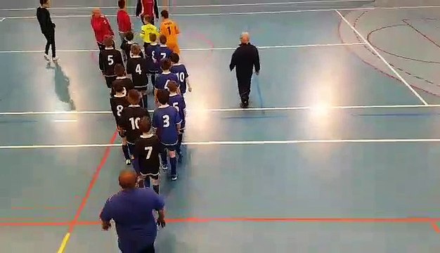 Tournoi U11 Rinxent entrée des joueurs demi-finale Marquise1-Marquise2