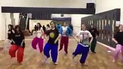 Bhangra Bhangra Gorian Te Kalian Ne V Pauna Shuru Kar Dita 2015