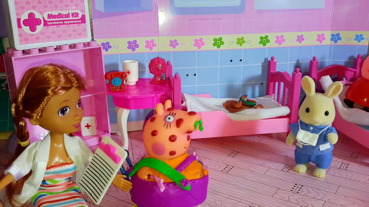 Свинка Пеппа УКОЛ.МАМА Свинка ОБКАКАЛАСЬ.УКОЛ ШПРИЦ Мультики для детей из игрушек на русском Peppa