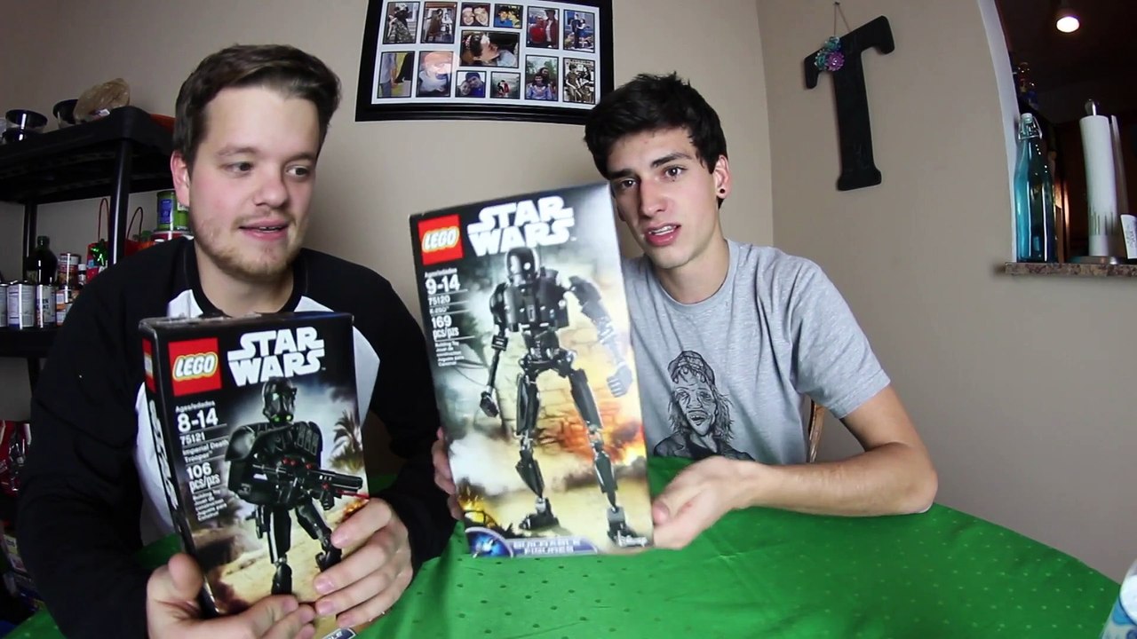 2 HYPER IDIOTS PLAY WITH LEGOS