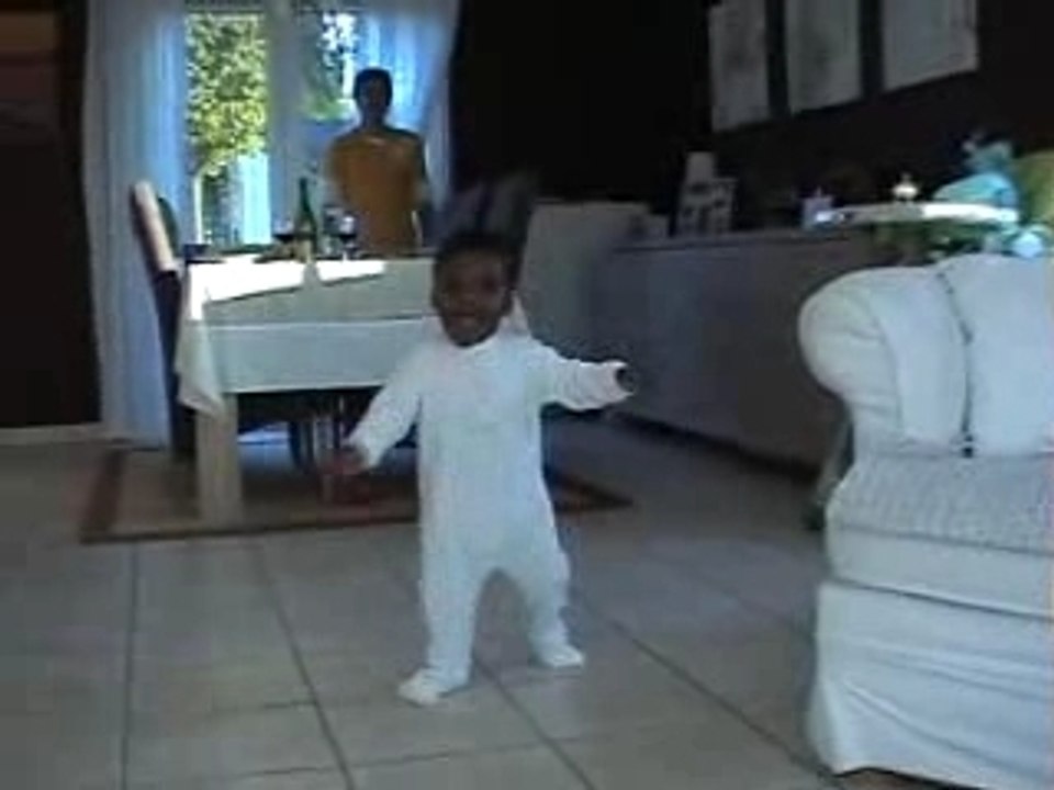 Je marche tout seul!