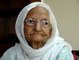 Check Out English of This Pakistani Old Women