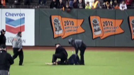 Un Fan intrusif oblige l'agent de sécurité à se casser la jambe.