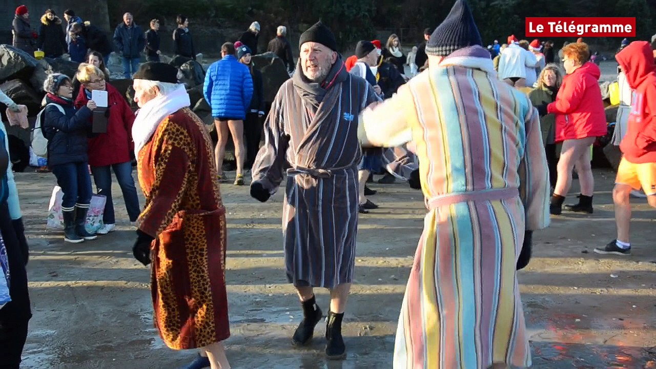 Bain du 31. 300 mordus à Plérin