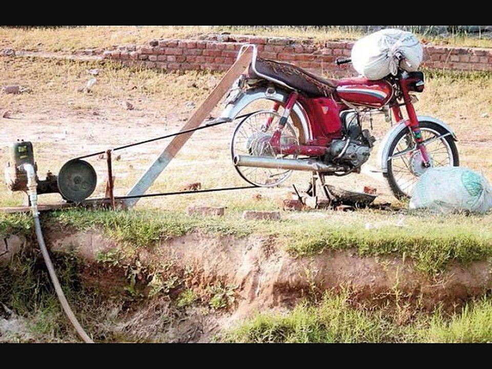 Awkward Incredible India!!! Damn funny!!!