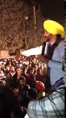 ਭਗਵੰਤ ਮਾਨ ਜਲਾਲਾਬਾਦ ਜ਼ਿੰਦਾਬਾਦ ਪਿੰਡਾਂ ਦਾ ਦੌਰਾ    ਕਮਰੇ ਵਾਲਾ ਜਲਾਲਾਬਾਦ