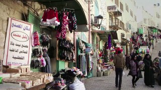 Christmas preparations in full swing in Bethlehem-qe_XiE_IfGY