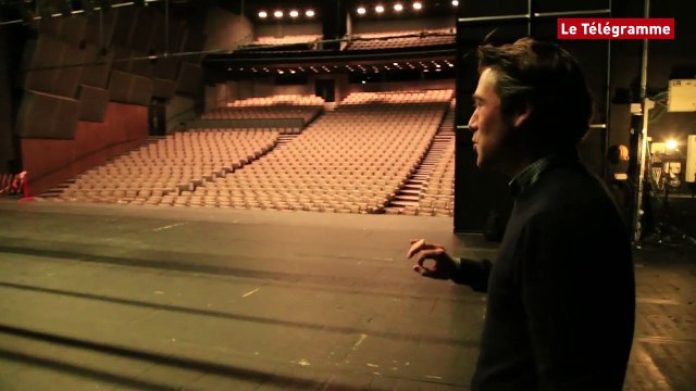 Voeux aux Brestois. Matthieu Banvillet entre scène