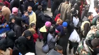 Thousands flee rebel-held areas of Aleppo-7KjHThiuyVw