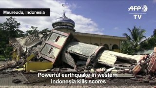 Scores killed in Indonesian quake-FMsX4IbaLcw