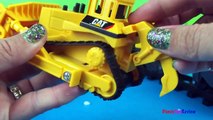 CAT Construction Express Train with Mighty Machines Toys Caterpillar Bulldozer Dump Truck