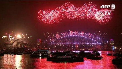 Australia recibe 2017 desafiando la amenaza de atentados