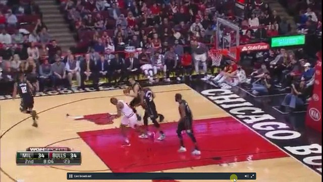 Milwaukee Bucks vs Chicago Bulls - Giannis Antetokounmpo Amazing dunk 01-01-2017 (HD)