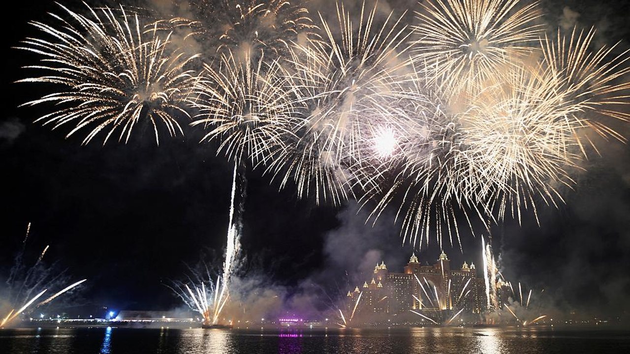 Sydney, Dubai, Moskau: Feuerwerk zum neuen Jahr rund um die Welt