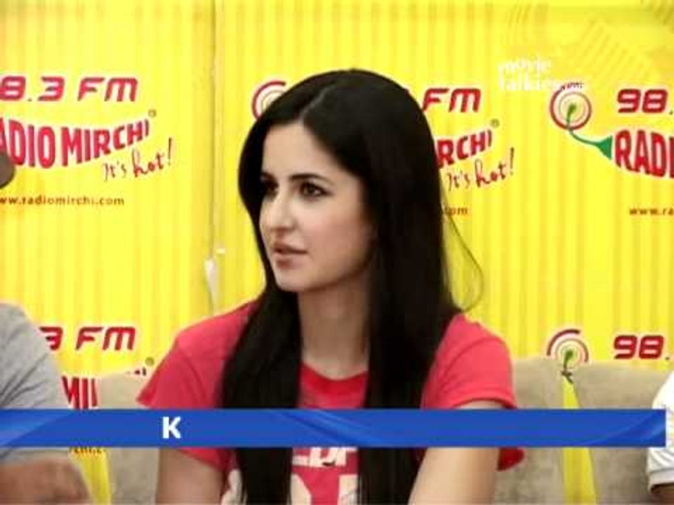 Mere Brother Ki Dulhan Promotion - Katrina Kaif @ Radio Mirchi