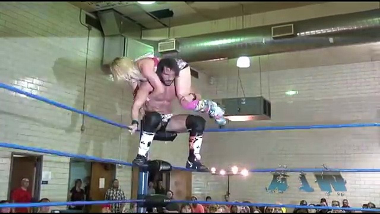 Candice LeRae VS. Johnny Gargano -Absolute Intense Wrestling [Intergender Wrestling]