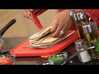 شوربة العدس - حواوشى الدجاج - سلطة زبادى#عالم_لذيذ_جدا#هشام_البنا#cbcsofra