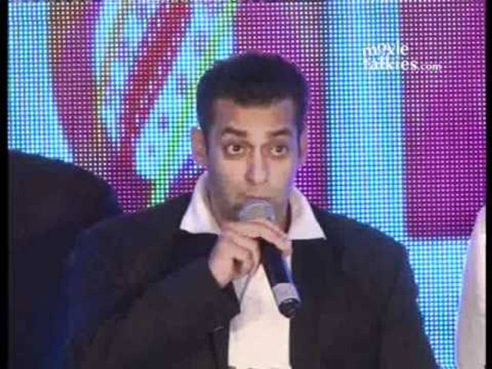 Salman khan : 'I did my best at NOT playing CRICKET WELL!'