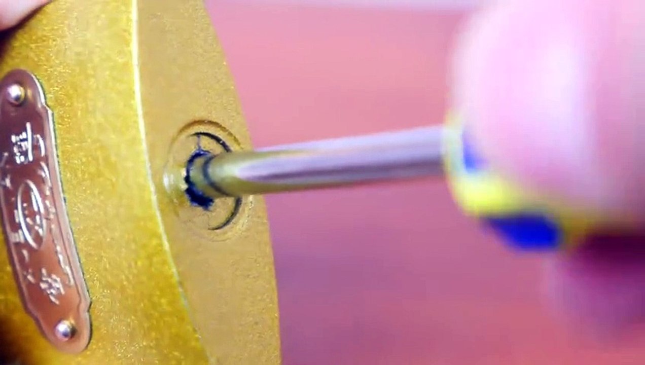 Open A Lock With 3 Ways Video Goes Viral On Internet