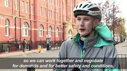 'Exploited' Deliveroo riders seek recognition