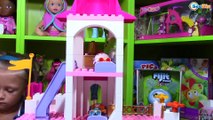 ВЛОГ ХЕЛЛО КИТТИ ЗАМОК ПРИНЦЕССЫ Ярослава играет и клеит наклейки Hello Kitty Princess Castle