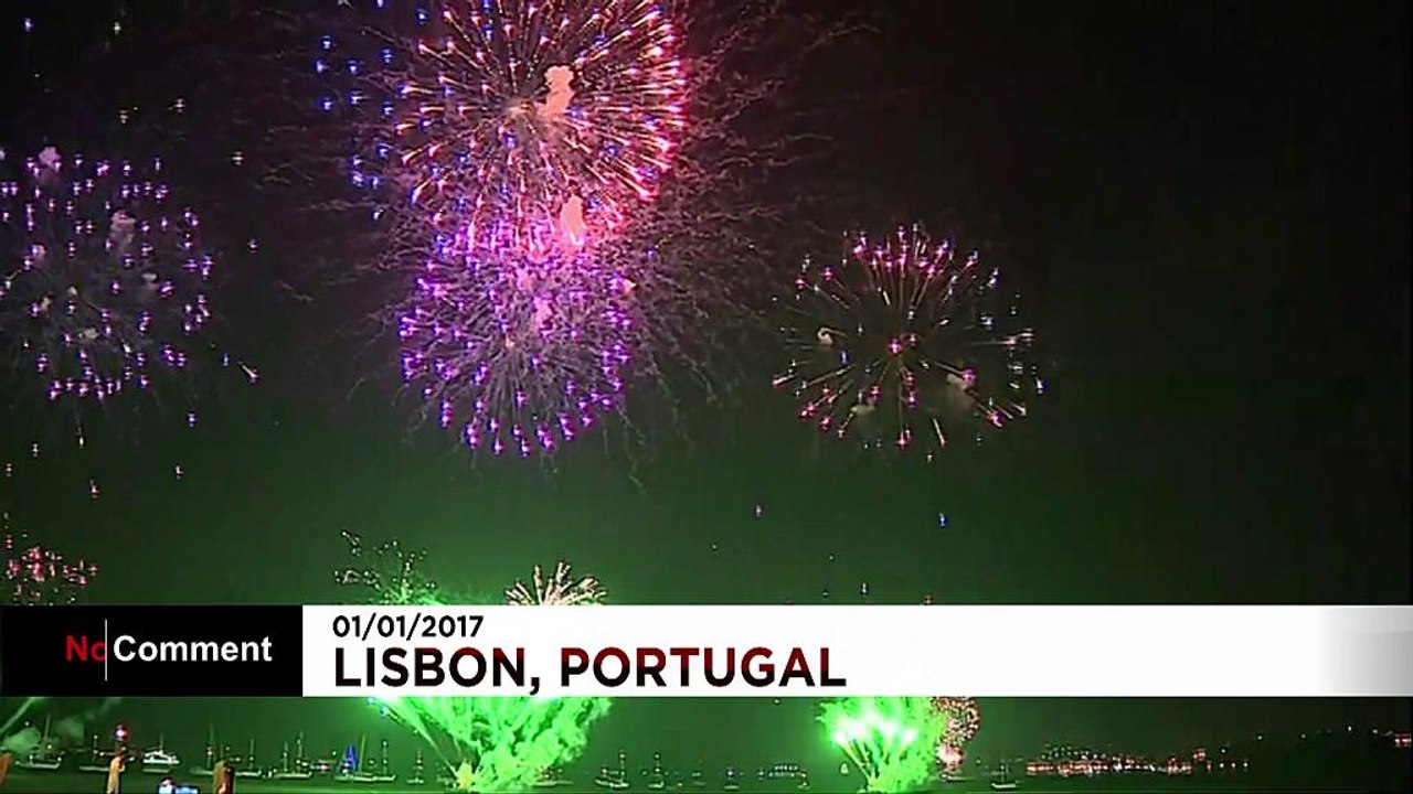 Huge crowds celebrate New Year in Lisbon