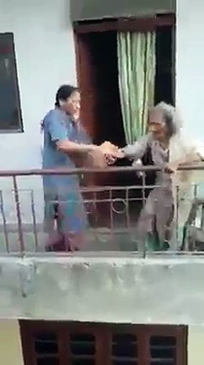 Kya Maa k sath esa salook krtna Chiye???