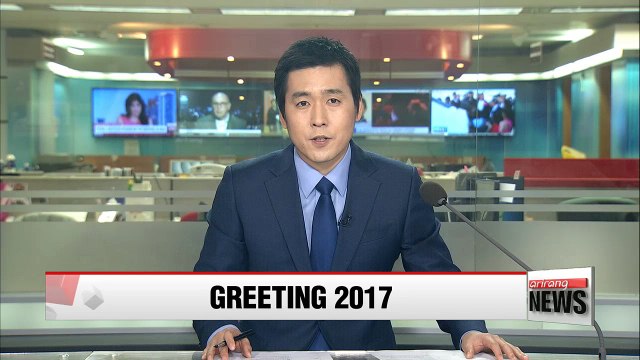 Thousands of people gather at Haeundae beach to greet first sunrise of 2017