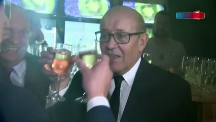 Jean-Yves Le Drian réveillonne avec les troupes françaises en Jordanie