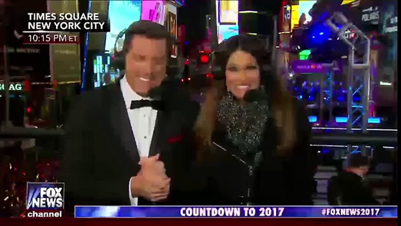 Donald Trump Impromptu New Years Eve Press Conference 123116