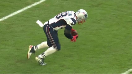 Shea McClellin recovers forced fumble and takes off down field