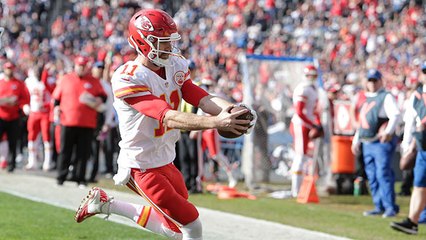Alex Smith keeps football, runs for 5-yard TD