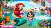 Ariel dando banho no seu bebe A pequena sereia