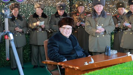 Corea del Nord, il leader Kim: "Pronti a lanciare il primo missile balistico intercontinentale"