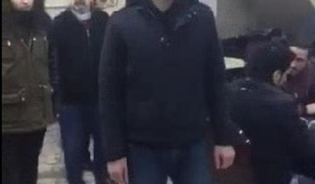 İçişleri Bakanlığı'nın hedef gösterdiği 'gericiliği' protesto eden gençler