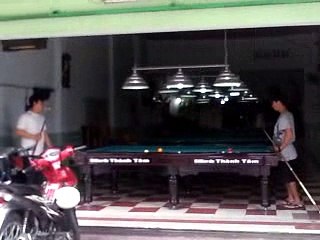 ホーチミン市のビリヤード場　20140202