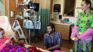 Miley Cyrus & Liam Hemsworth Visit Patient At Rady Children's Hospital 29/12/16
