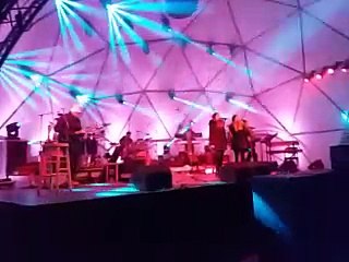 Band Cabaret - doček 2017 u Šibeniku - Walking on Sunshine