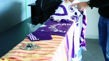 Postiches et maillots collector, Toulouse présente ses vœux à la mode rétro