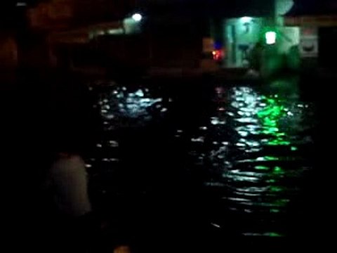 ベトナム　ホーチミン　洪水　141123