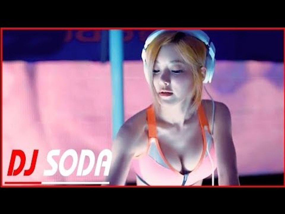Chinese DJ 2017(中文舞曲)-现在的你-全女声超好听-伤感情歌(2017弹Club)!