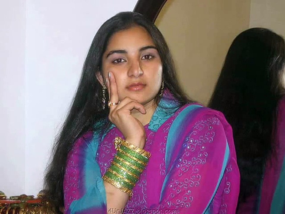 Pakistani Conference Lovely Phone Call