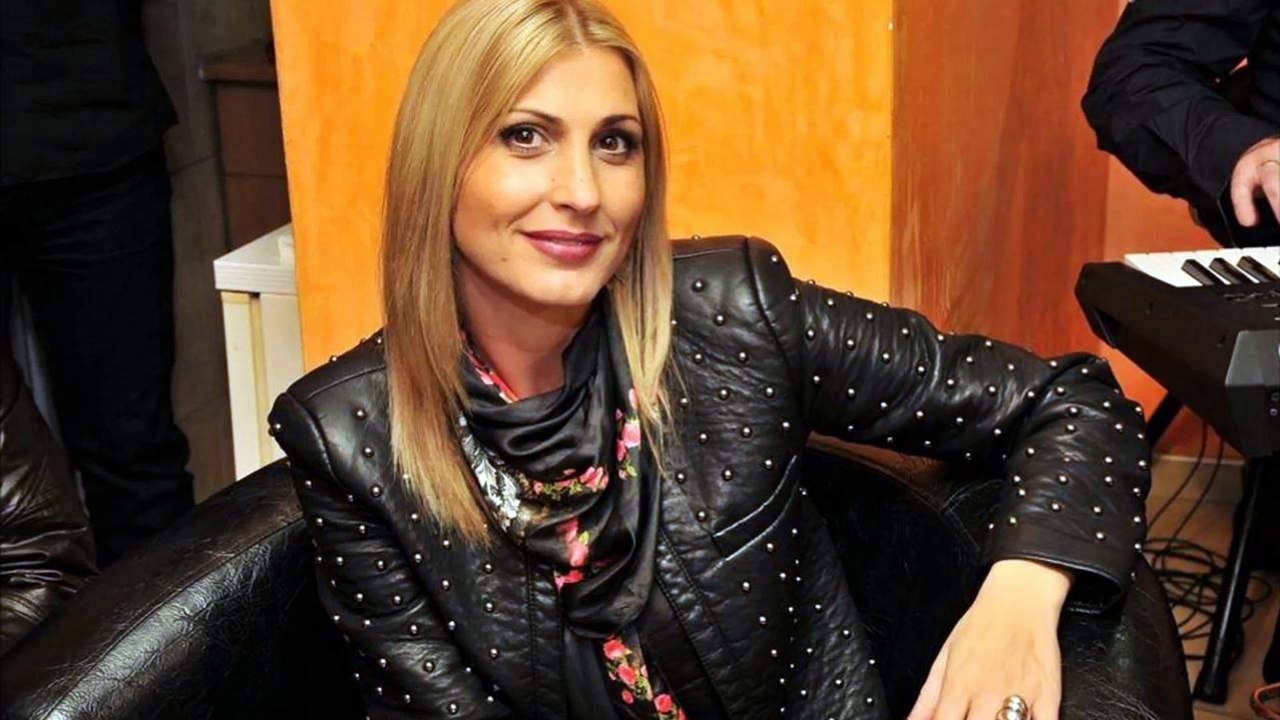 Dusica Milojevic - MIX pesama Uzivo