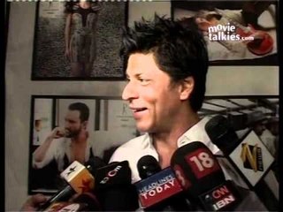 SRK: 'My Dabboo picture clicked on a rear view mirror's best!'