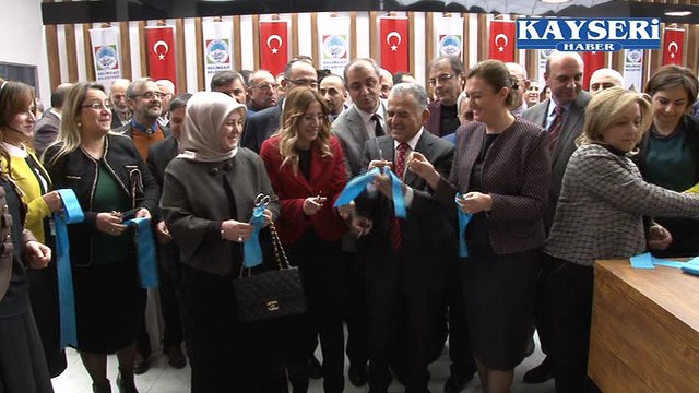 MELİKGAZİ BELEDİYESİ İLETİŞİM MERKEZİ İLE YENİ BİR DÖNEM BAŞLATTI