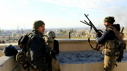 Συνεχίζονται οι σφοδρές μάχες μέσα και γύρω από τη Μοσούλη