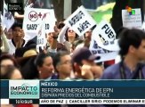 Los mexicanos marchan para rechazar aumento a la gasolina