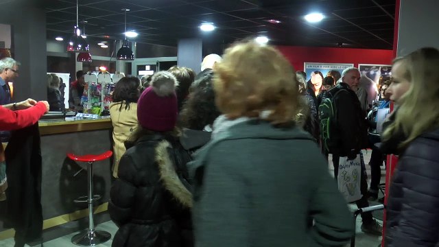 La Vallée des Loups : Interview du réalisateur Jean-Michel Bertrand à l'avant-première du film au cinéma le Roc à Embrun