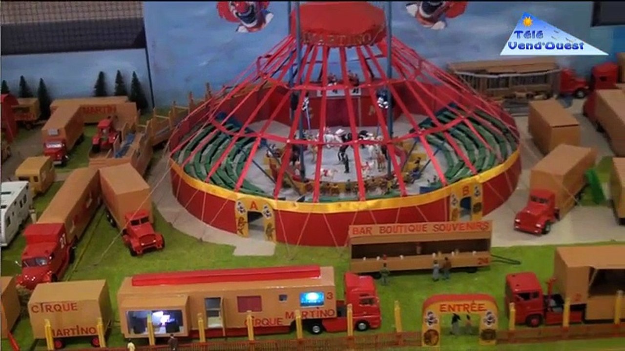 Exposition au Bourg sous la Roche (85) 2016